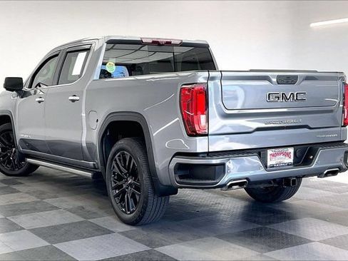 Used 2022 GMC Sierra 1500 Denali w/ Denali Reserve Package AWD/4WD image 10