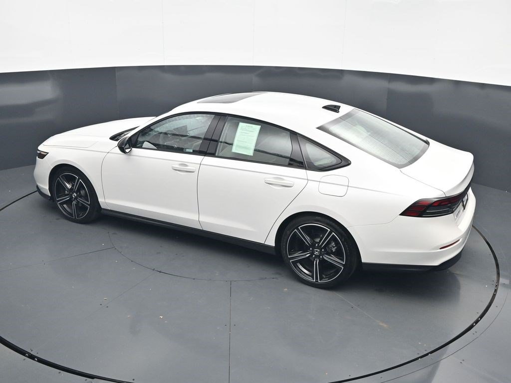 Used 2026 Honda Accord SE image 28