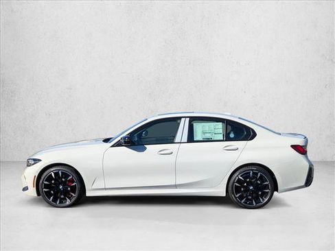 New 2026 BMW 330i xDrive Sedan w/ M Sport Package image 5