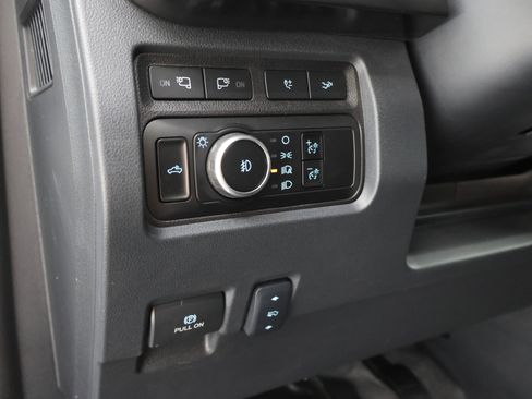 Used 2024 Ford F350 Lariat w/ Sport Appearance Package AWD/4WD image 47