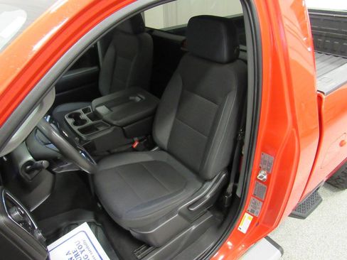 Used 2020 Chevrolet Silverado 2500 LT w/ Z71 Off-Road Package image 35