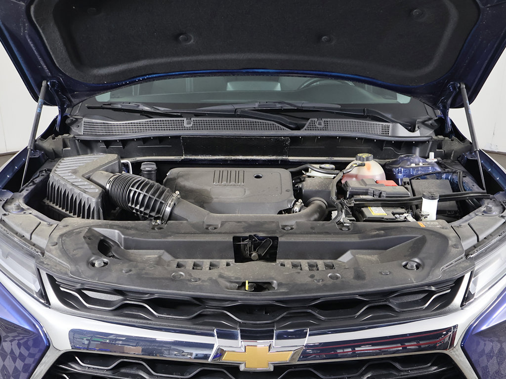 Used 2023 Chevrolet Blazer LT w/ LPO, Floor Liner Package FWD image 18