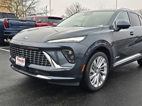 New 2026 Buick Envision Avenir image 10