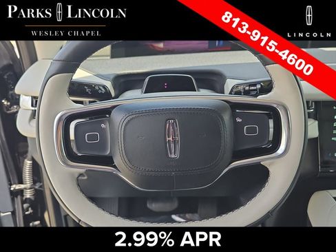 Certified 2025 Lincoln Navigator Reserve AWD/4WD image 33