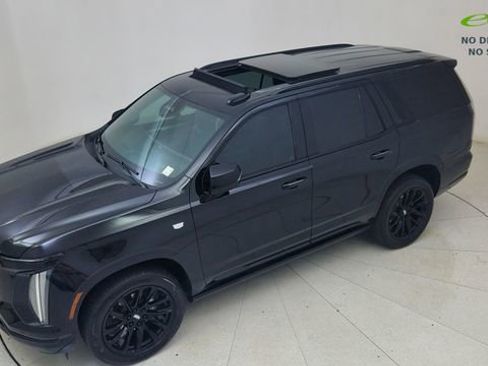 Used 2025 Cadillac Escalade Sport w/ Touring Package AWD/4WD image 87