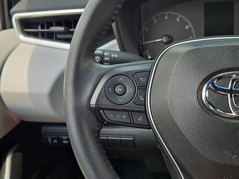 Used 2024 Toyota Corolla SE image 22