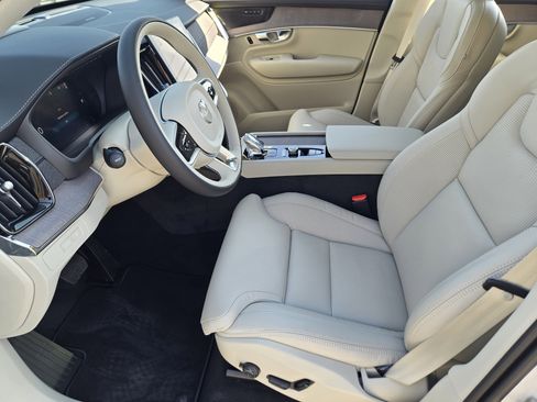New 2026 Volvo XC90 T8 Ultra image 15