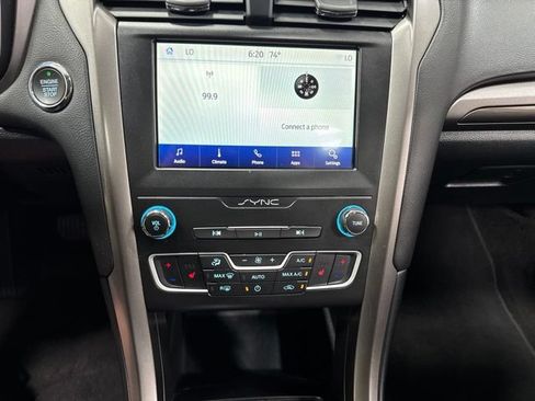 Used 2019 Ford Fusion SEL FWD image 16