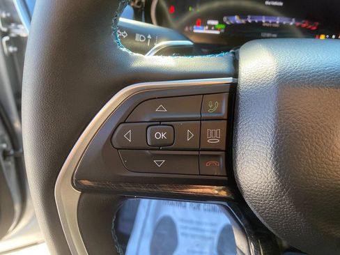 Used 2023 Jeep Grand Cherokee Trailhawk AWD/4WD image 16