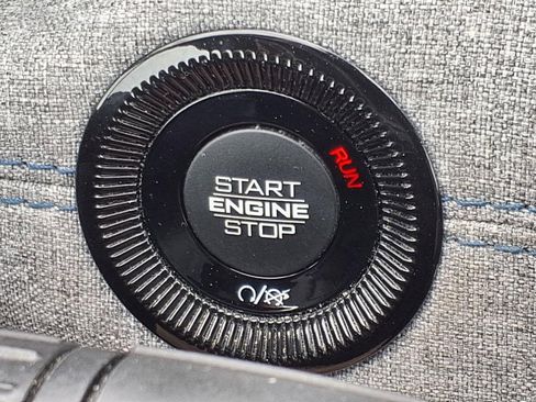 Used 2022 Jeep Compass Latitude w/ Convenience Group image 21