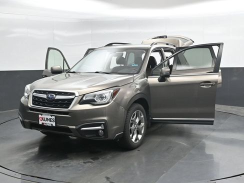 Used 2017 Subaru Forester 2.5i Touring w/ Protection Package #2 AWD/4WD image 25