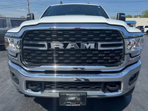 Used 2024 RAM 2500 Big Horn AWD/4WD image 15