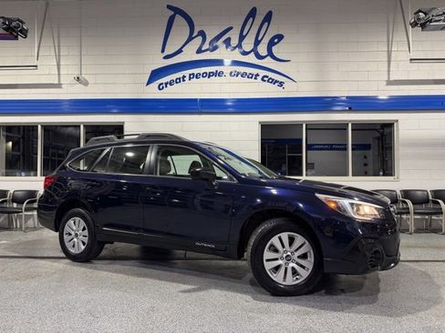 Used 2018 Subaru Outback 2.5i image 1