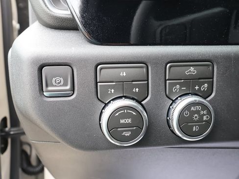 New 2026 GMC Sierra 2500 SLE w/ Max Trailering Package AWD/4WD image 13