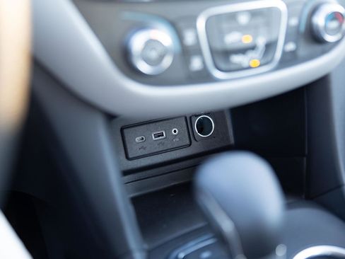 Certified 2024 Chevrolet Equinox LS w/ Sport Edition image 15