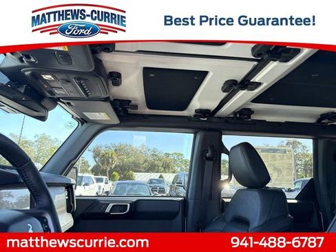 New 2025 Ford Bronco Badlands image 11