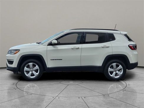 Certified 2020 Jeep Compass Latitude w/ Cold Weather Group image 9