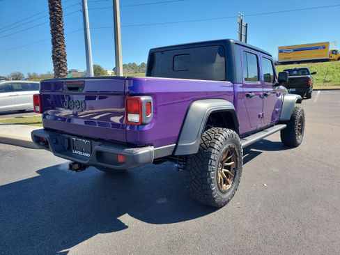 New 2026 Jeep Gladiator Sport image 5