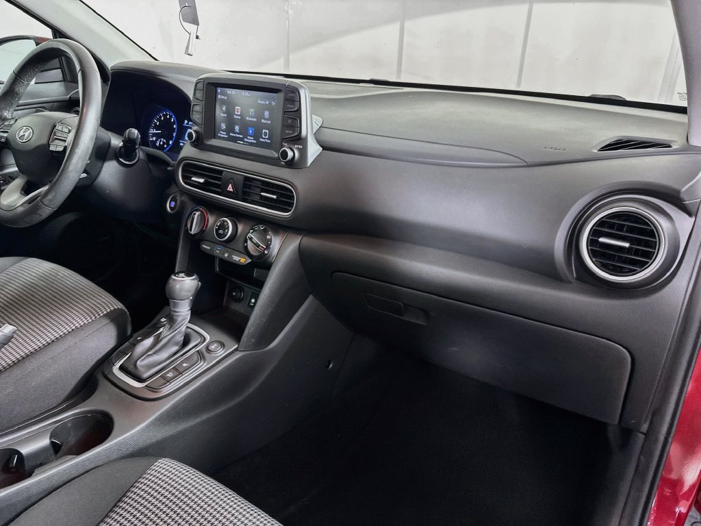 Used 2019 Hyundai Kona SEL w/ SEL Tech Package 02 AWD/4WD image 34