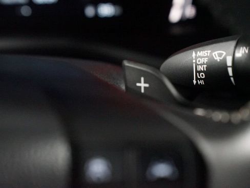 Certified 2025 Toyota Camry SE FWD image 15