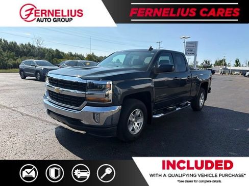 Used 2018 Chevrolet Silverado 1500 LT w/ All Star Edition AWD/4WD image 6