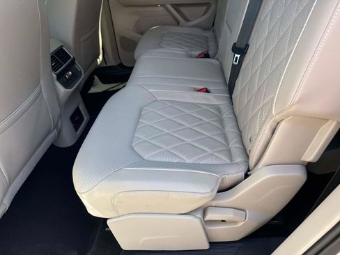 Certified 2024 Volkswagen Atlas SEL Premium R-Line AWD/4WD image 14