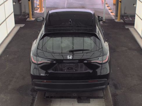 Used 2023 Honda HR-V LX image 7
