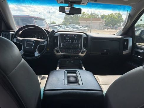 Used 2018 GMC Sierra 1500 SLT w/ Texas SLT Premium Package AWD/4WD image 31