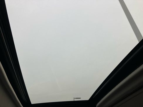 Used 2024 Toyota RAV4 XLE Premium image 25