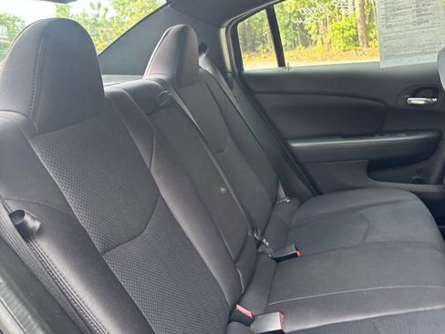 Used 2014 Chrysler 200 Touring image 18