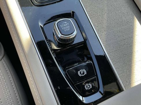 New 2026 Volvo XC90 B5 Core image 22