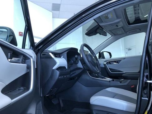 New 2025 Toyota RAV4 XLE Premium image 10