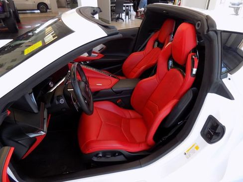 Used 2021 Chevrolet Corvette Stingray Premium Cpe w/ Z51 Performance Package RWD image 28