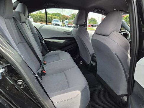 Certified 2025 Toyota Corolla SE FWD image 14