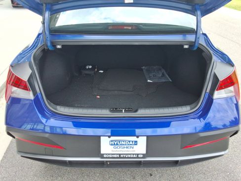 Used 2026 Hyundai Elantra Sport FWD image 31