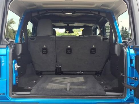 Certified 2024 Jeep Wrangler Unlimited Rubicon image 10