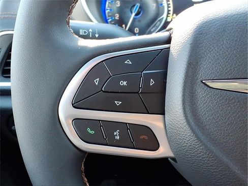 New 2026 Chrysler Pacifica Pinnacle w/ Trailer Tow Group image 30