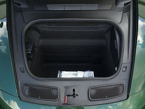 Used 2026 Porsche 911 GT3 image 31