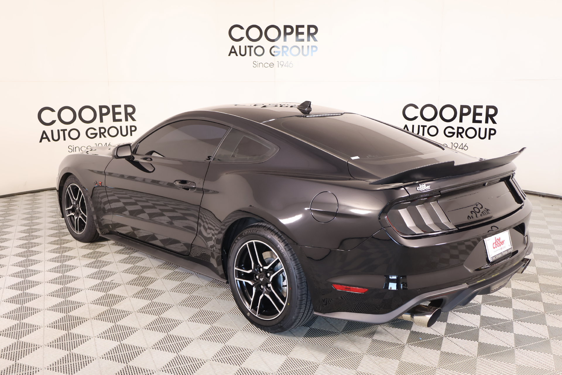 Used 2021 Ford Mustang Coupe w/ Equipment Group 101A RWD image 18