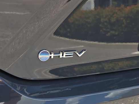 Certified 2026 Toyota Camry XLE FWD image 32