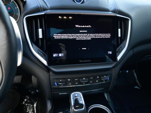 Certified 2022 Maserati Ghibli Modena Q4 image 29