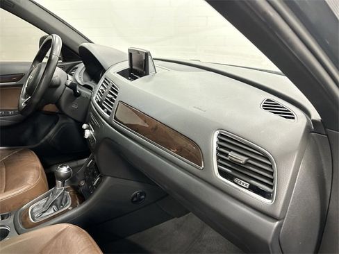 Used 2016 Audi Q3 2.0T Premium Plus image 28