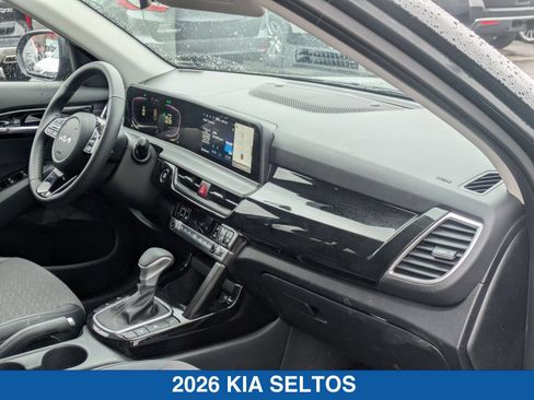 Used 2026 Kia Seltos S AWD/4WD image 35