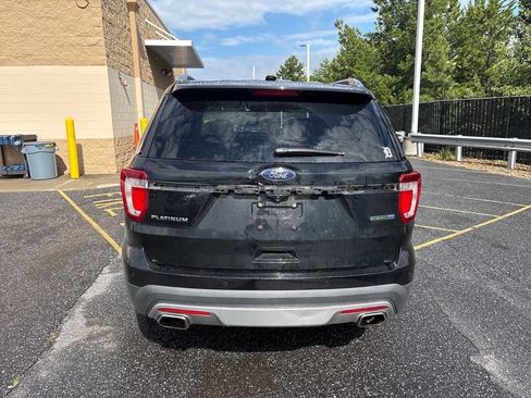 Used 2017 Ford Explorer Platinum AWD/4WD image 11