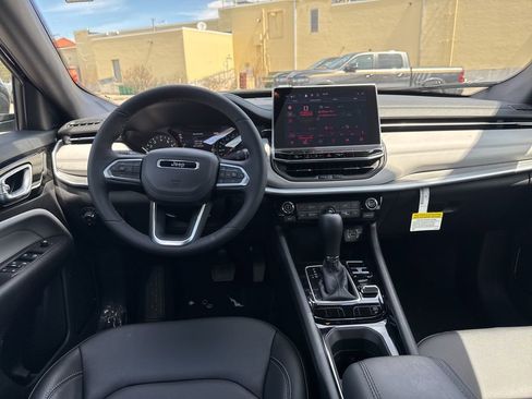 New 2026 Jeep Compass Limited image 20