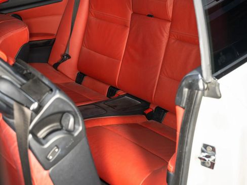 Used 2009 BMW 335i Convertible image 14