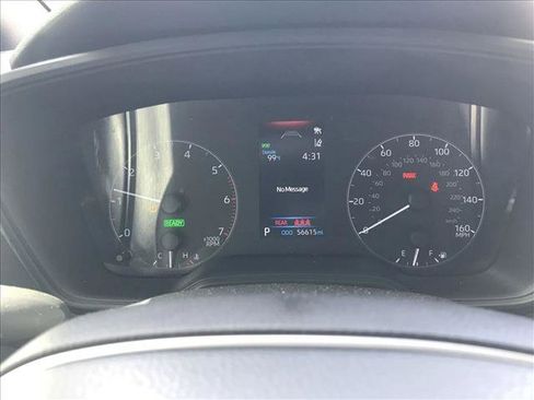 Used 2023 Toyota Corolla SE w/ SE Package FWD image 10