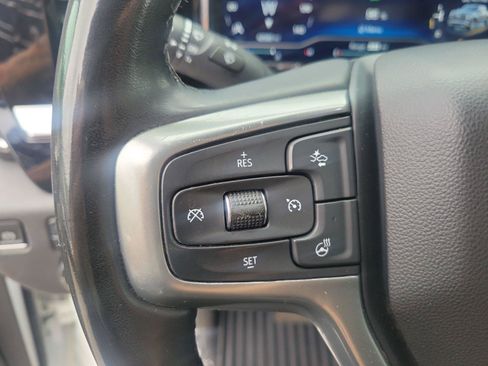 Used 2023 Chevrolet Silverado 1500 LT AWD/4WD image 25