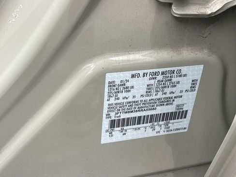 Used 2024 Ford Maverick Lariat image 10