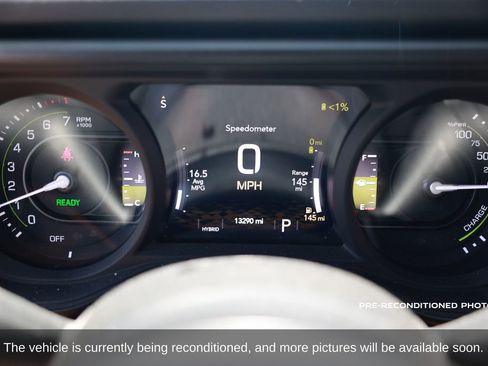 Used 2024 Jeep Wrangler Unlimited Rubicon 4xe image 16